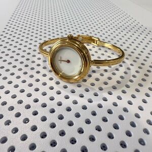 Gucci interchangeable watch